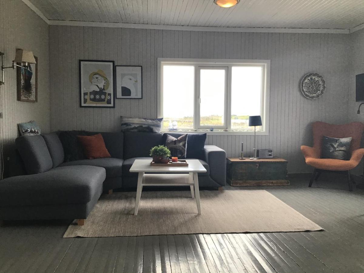 Ferienwohnung Laukvika Rorbuer Exterior foto